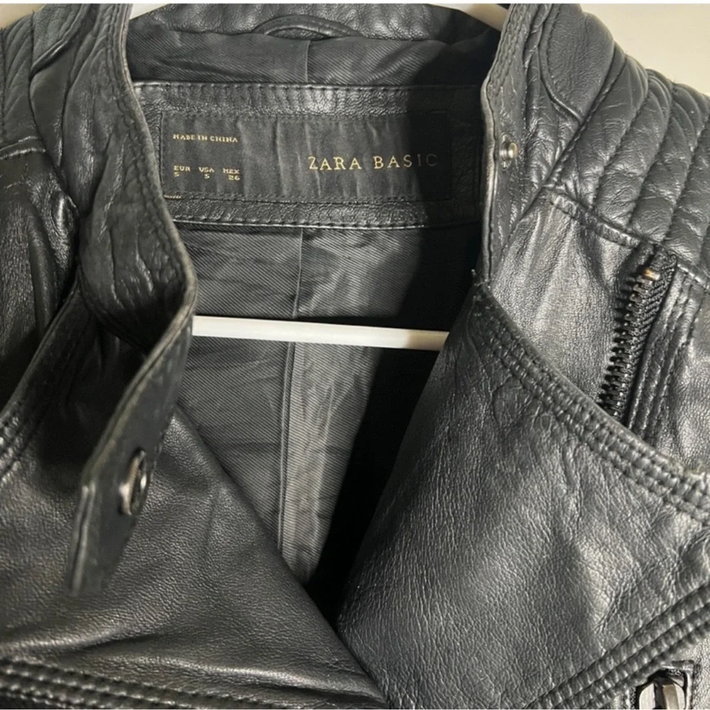 Zara Black Leather Moto Jacket with Quilted Sleeves - Picture 3 of 5
